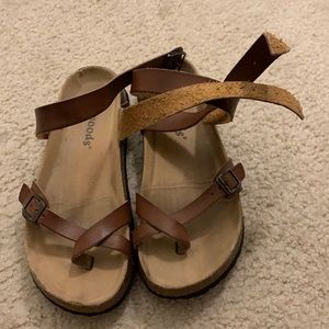 Off brand Birkenstock’s